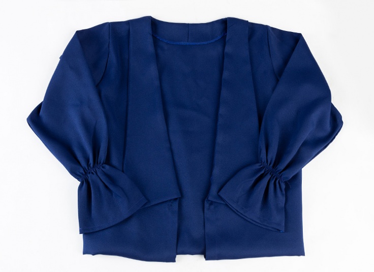 مانتو کرپ یقه آمریکایی