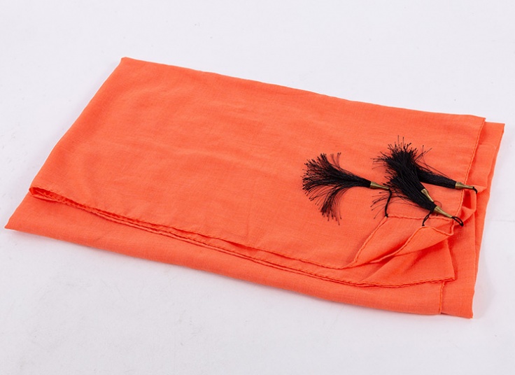 شال ساده منگوله دار