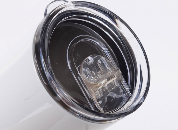 ماگ سفری نی‌دار