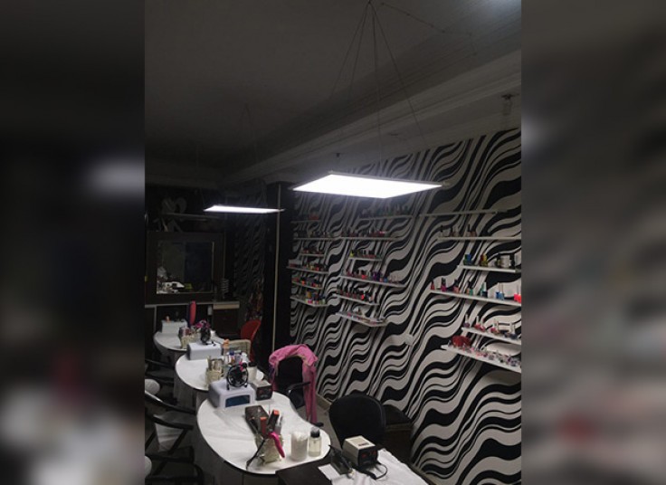 خدمات ناخن سالن زیبایی گیسو