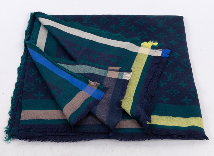 روسری قواره دار طرح LV