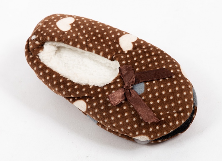 پاپوش بچگانه