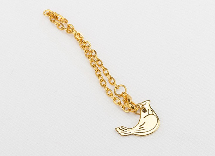 آویز ساعت طلایی