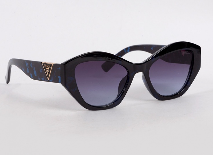 عینک زنانه Prada مدل 7244