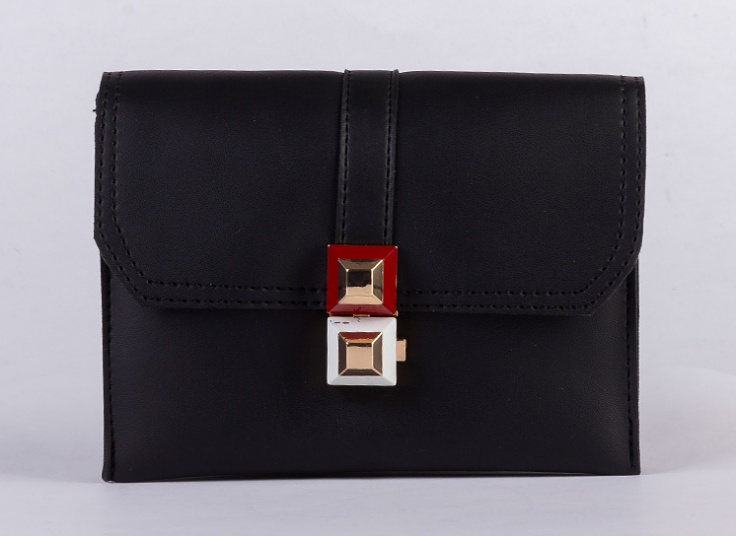 کیف دوشی زنانه سگک دار Triangle