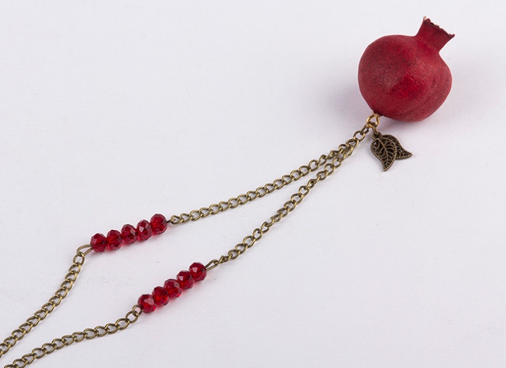 گردنبند انار طبیعی یلدا