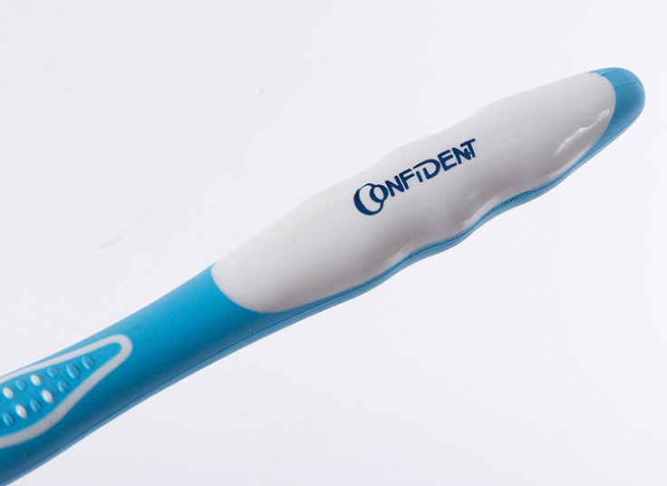 ست کامل مسواک و نخ دندان Confident