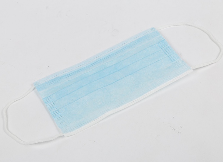 ماسک یکبار مصرف سه لایه