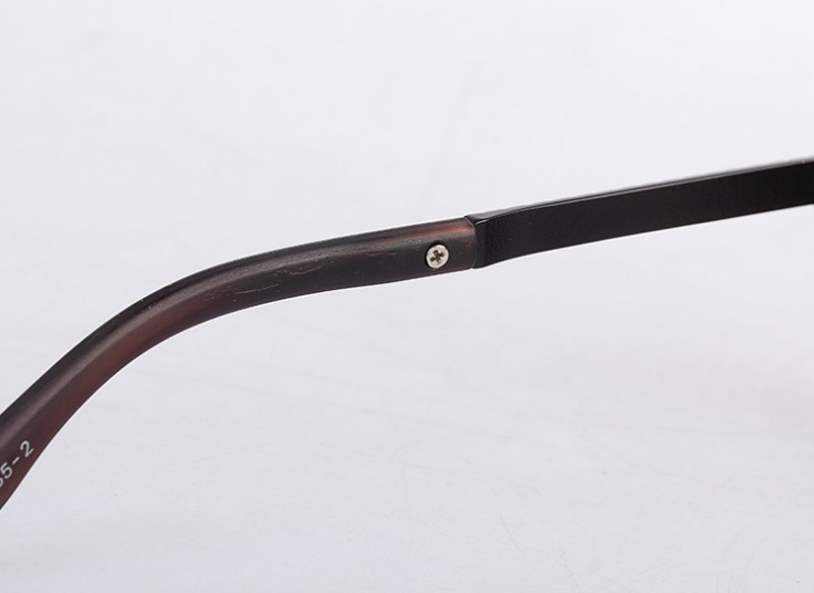 عینک آفتابی طرح RayBan