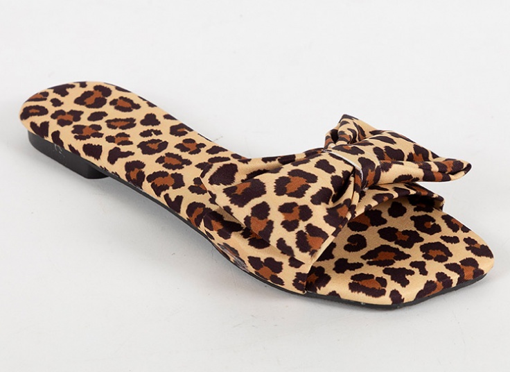 دمپایی روفرشی زنانه