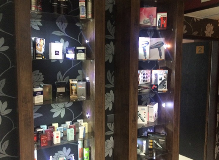 سالن پیرایش مردانه لوتوس