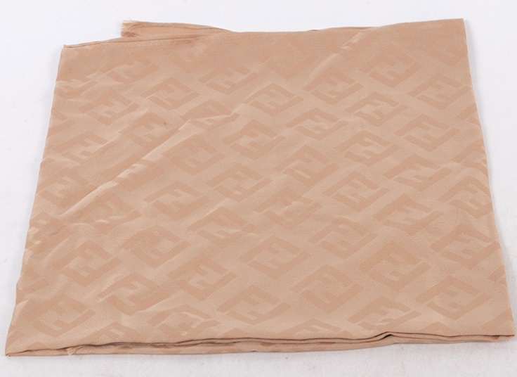 شال کشمیری طرح FENDI