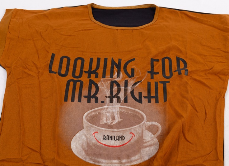 تاپ آستین افتاده چاپدار