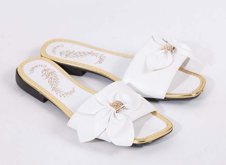 صندل زنانه طرح chanel