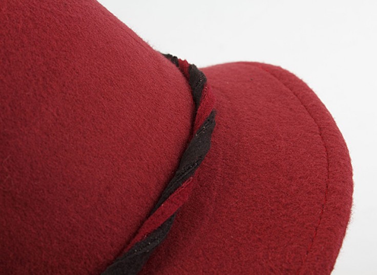 کلاه زنانه Cloche hat