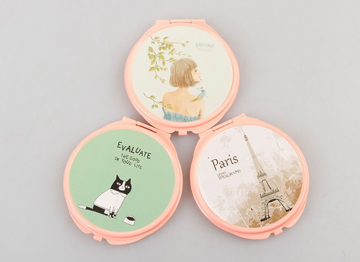 آینه جیبی happy melody