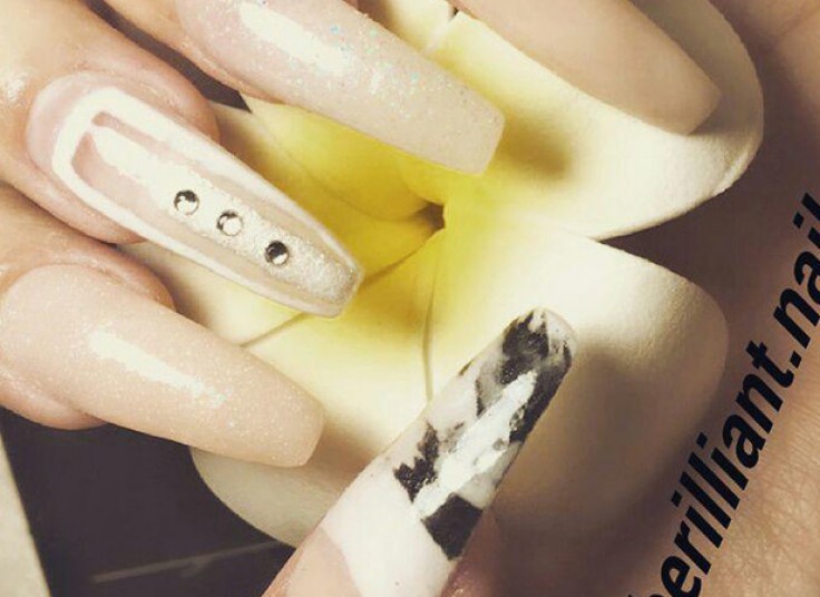 کاشت ناخن برلیان