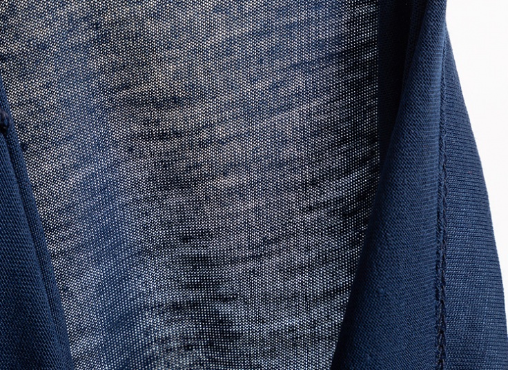 زیر سارافونی زنانه