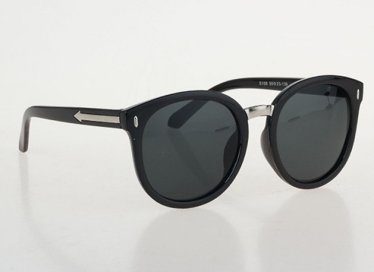 عینک آفتابی طرح Tailoring