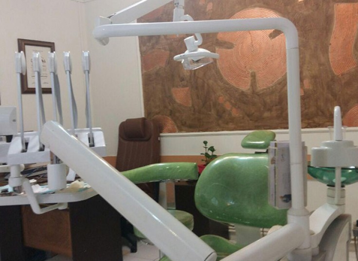 جرم گیری با بروساژ دندانپزشکی دکتر رهبر