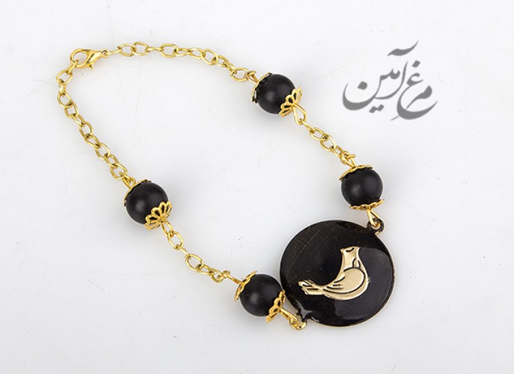 گردنبند و گوشواره مرغ آمین