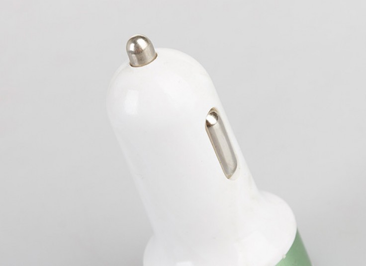 شارژر فندکی با دو خروجی USB