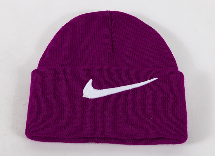 کلاه بافت Nike