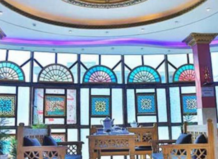 دیزی چای و قلیان سفره خانه یلدا