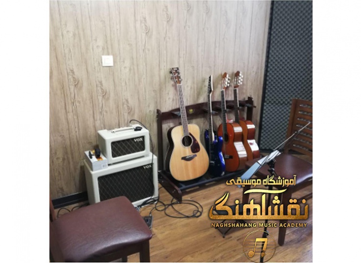 آموزش گیتار در آموزشگاه نقش آهنگ
