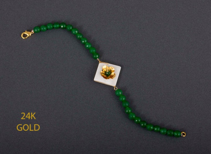 دستبند با گل روکش طلا