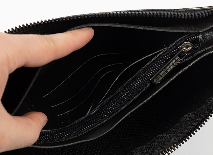 کیف پاسپورتی طرح Zara