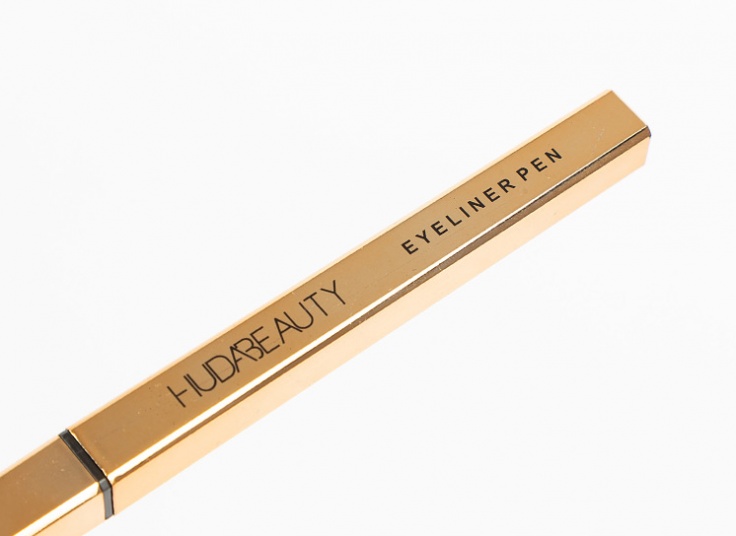 خط چشم ماژیکی Huda Beauty