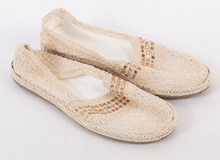 کفش زنانه نگین دار