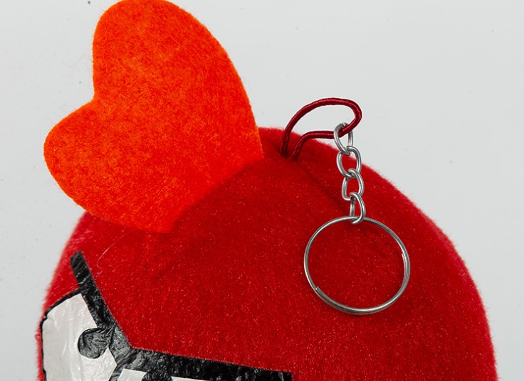 حوله عروسکی آویز دار