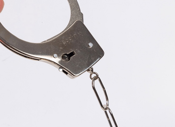 دستبند اسباب بازی HANDCUFFS