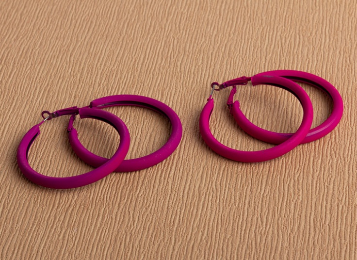 انواع گوشواره نئونی