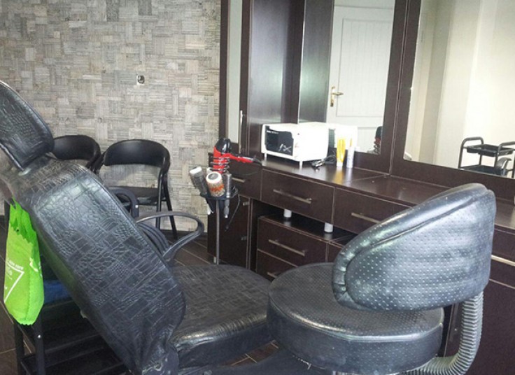 کاشت ناخن سالن دنیا