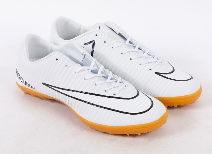 کتانی سالنی NIKE مدل CR7