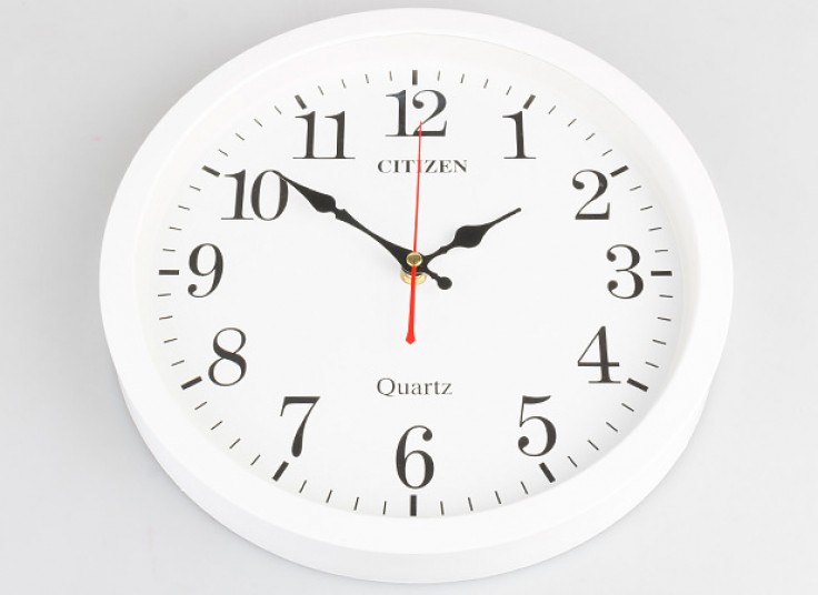 ساعت دیواری آرام گرد CITIZEN
