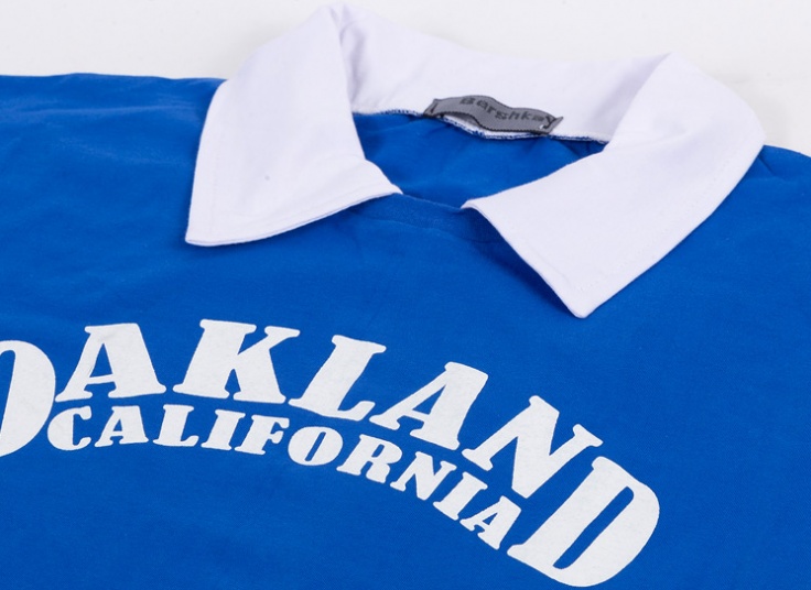 تیشرت مردانه یقه دار طرح Bershka