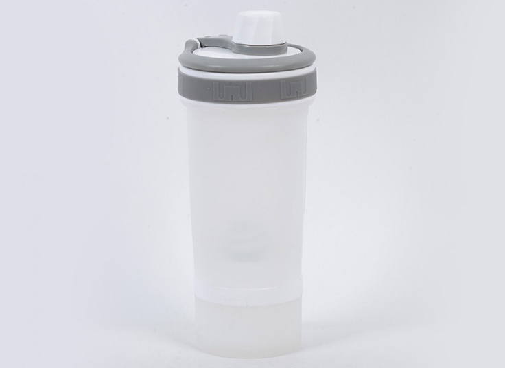 شیکر ورزشی سه تکه Manisam