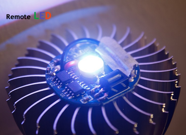 لامپ LED رنگی ریموت دار AOKEMAN