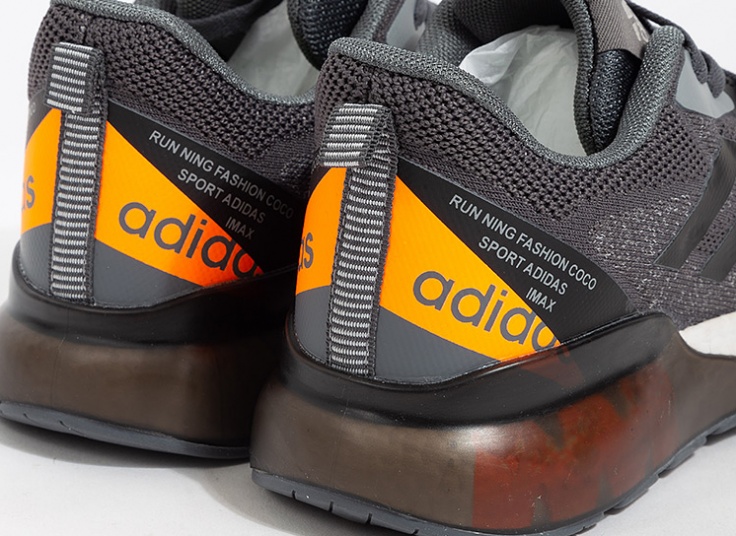 کفش ورزشی مردانه adidas