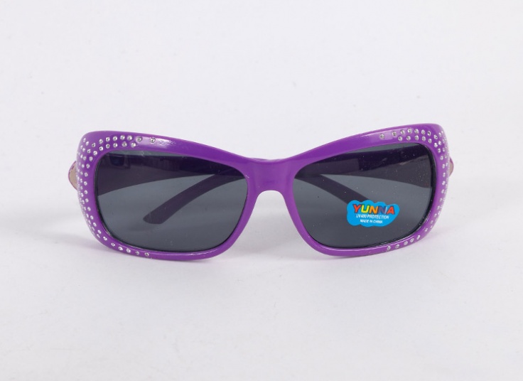 عینک آفتابی دخترانه YUNNA