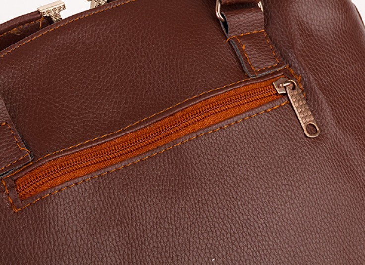 کیف زنانه طرح Valentino