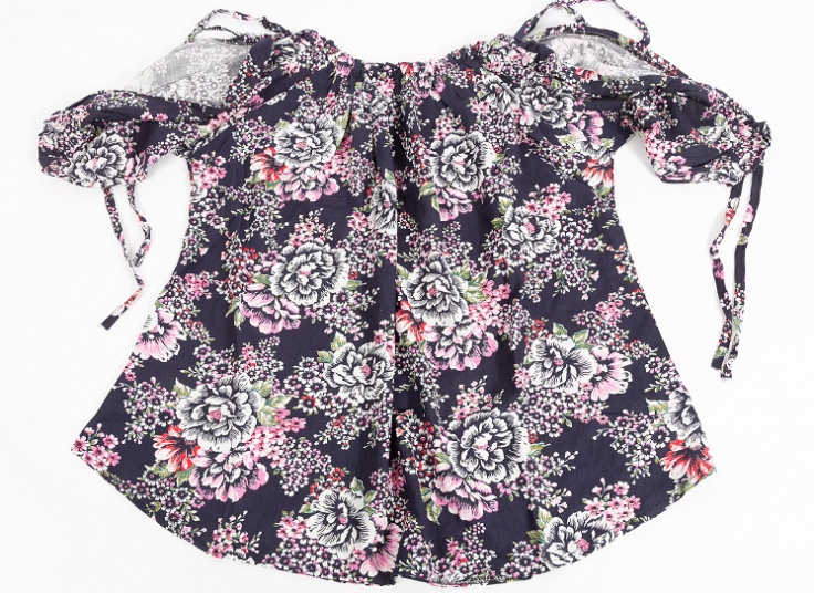 بلوز زنانه سرشانه باز