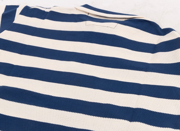 بلوز مردانه راه راه نیم زیپ New Collection