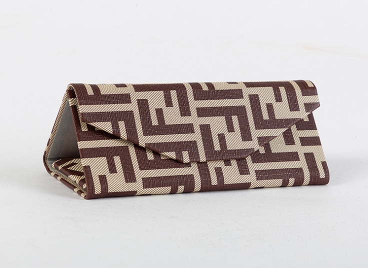 کیف عینک مثلثی مدل تاشو