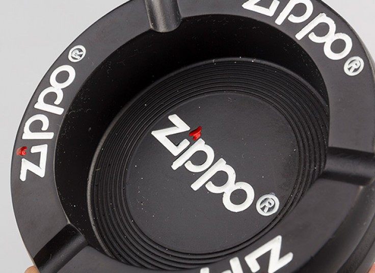 زیرسیگاری طرح Zippo