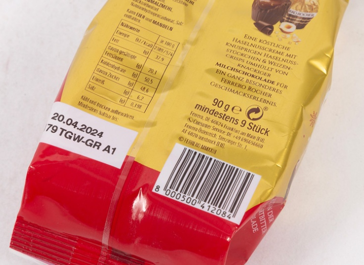 شکلات پاکتی ferrero rocher